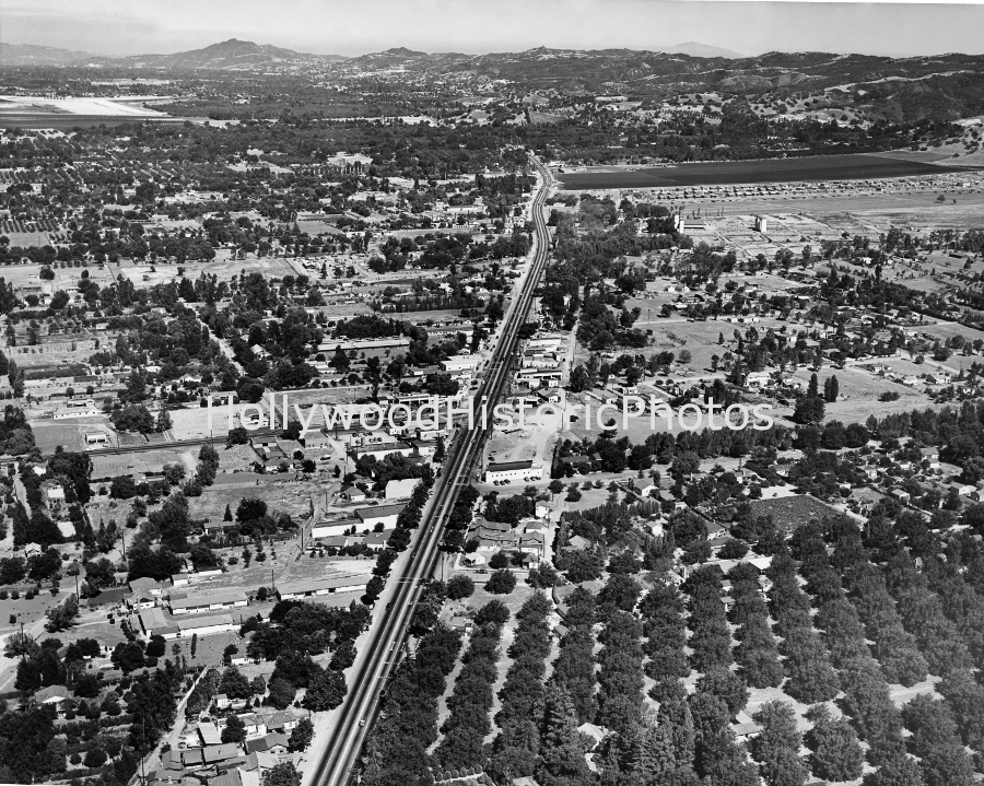 Tarzana 1948 WM.jpg
